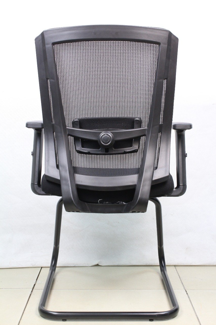Ergonomic Mesh-Back Cantilever Visitor Chair - Image 4